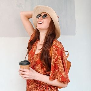 Meet your Posher, Liz